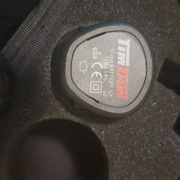 Tim Tam Black Power Massager Muscle Deep Tissue Cordless w Charger & Travel Case - Picture 10 of 14